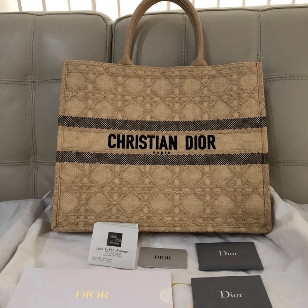 Brand new Dior raffia book Tote in large